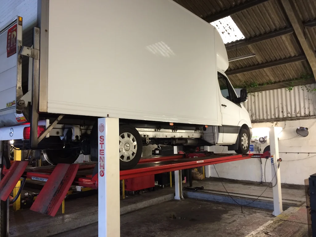 Autobarn Motor Services Ltd