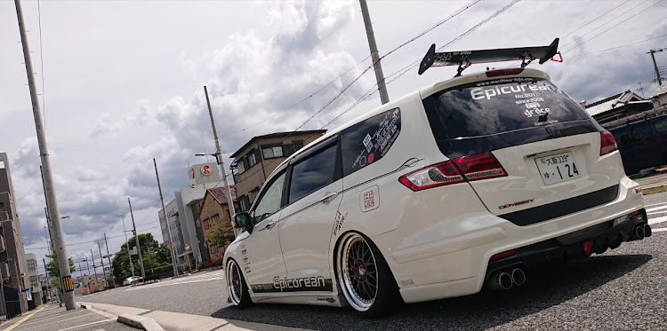 オデッセイの早く梅雨明けて～・車内の小物・タレは持ち込み♥️・BOOWYに関するカスタム事例の投稿画像1枚目