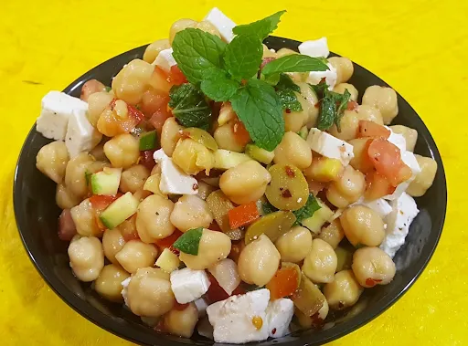 Chana Paneer Salad