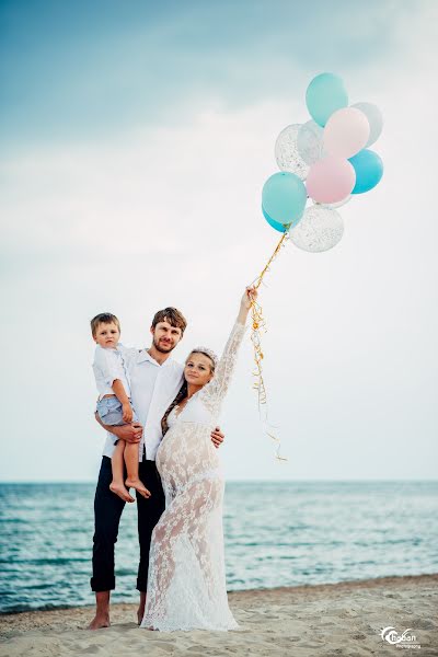 Fotógrafo de casamento Oleg Chaban (phchaban). Foto de 20 de setembro 2017