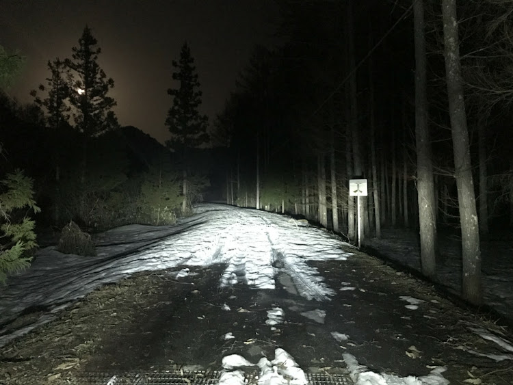 ハイゼットカーゴのエムズガレージ・DIY・ハイゼットカーゴ・LEDライトバーに関するカスタム事例の投稿画像5枚目