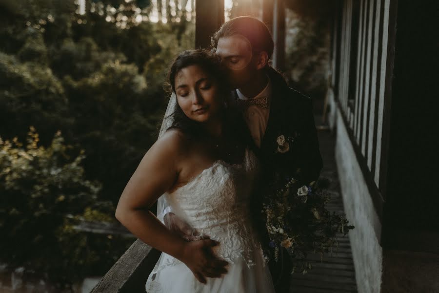 Fotografo di matrimoni Aurelie Blanche (vibrantfeelings). Foto del 6 luglio 2022