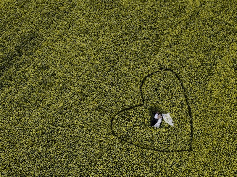 Düğün fotoğrafçısı Tomasz Bakiera (tomaszbakiera). 4 Mayıs 2018 fotoları