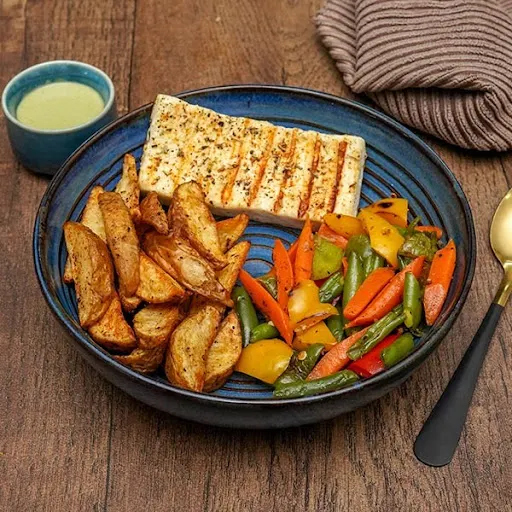 Grilled Paneer with Sauteed Vegetables & Potato Wedges (Serves 1-2)
