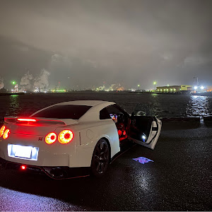 NISSAN GT-R R35