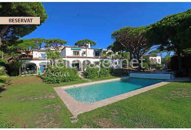 House with pool and terrace 3