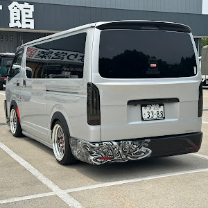 ハイエースバン KDH200K