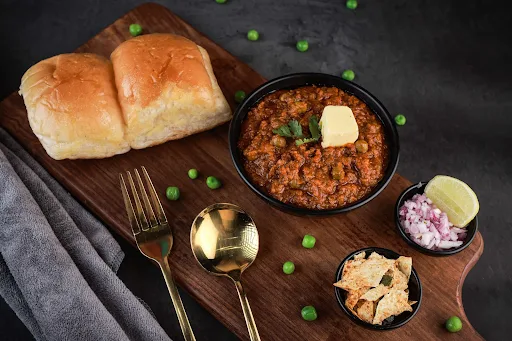 Mum Butter Pav Bhaji