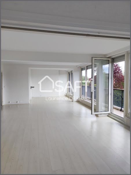 Vente appartement 5 pièces 165 m² à Saint-Saulve (59880), 231 000 €