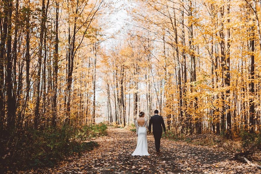 Fotógrafo de casamento Sarah Dagenais (sarahdagenais). Foto de 10 de maio 2019