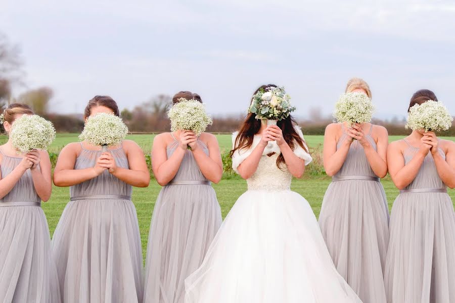 Fotografo di matrimoni Alison Gaudion (alisonwhite). Foto del 2 luglio 2019