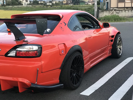 Frスポーツカーの定番 S15型シルビアのおすすめエアロパーツ3選 装着例も Cartuneマガジン