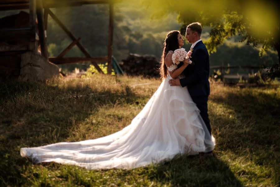 Wedding photographer Zoltán Kiss (gadgetfoto). Photo of 17 September 2021