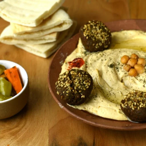 Hummus & Falafel Meal - Serves 1