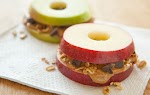 Kid-friendly Apple Sandwiches was pinched from <a href="http://www.funandfoodcafe.com/2012/07/peanut-butter-apple-sandwiches.html" target="_blank">www.funandfoodcafe.com.</a>