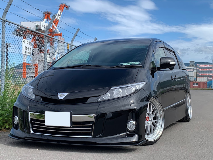 エスティマのホイール交換・ドライブ・4ＷＤでもキャンバー・北海道に関するカスタム事例の投稿画像1枚目