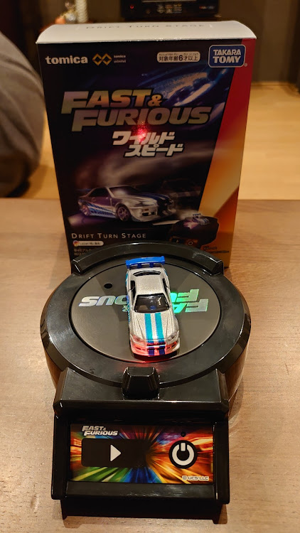 ばらんさんが投稿したトミカプレミアムunlimited DRIFT TURN STAGE ワイルド･スピード・誕生日プレゼント・ワイスピ部屋に関するカスタム事例の投稿画像1枚目