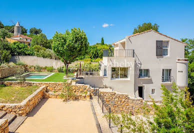 House with garden and terrace 8