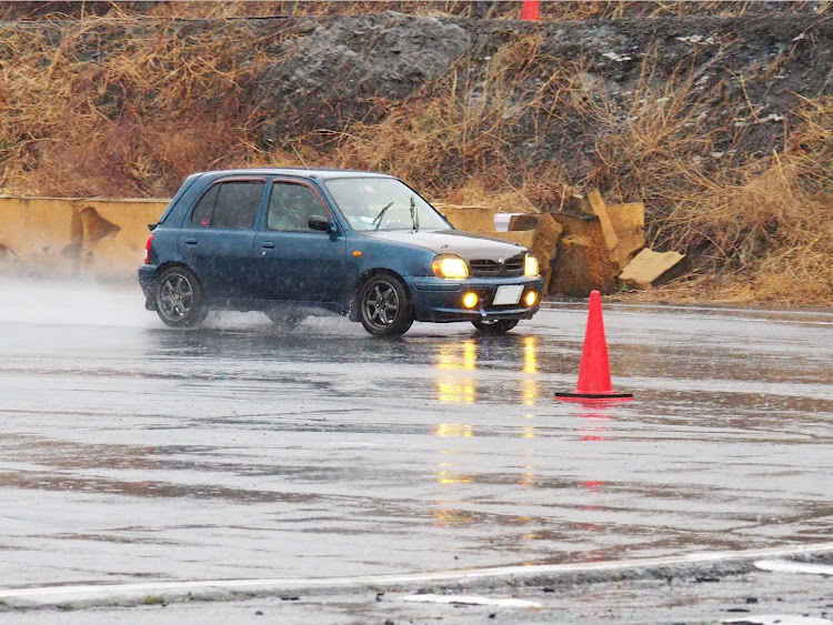 マーチのサーキットと愛車・本庄サーキット・走行会に関するカスタム事例の投稿画像2枚目
