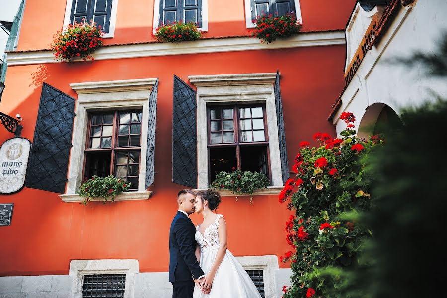 Fotógrafo de bodas Nazar Roschuk (nazarroshchuk). Foto del 6 de julio 2018