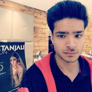 Harsh Tyagi at Geetanjali Salon, DLF Mall of India,  photos