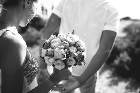 Fotógrafo de bodas Valeriy Skurydin (skvalval). Foto del 25 de septiembre 2015