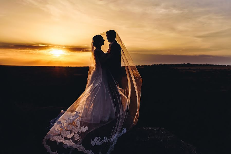 Photographe de mariage Aleksandr Medvedenko (bearman). Photo du 9 novembre 2017