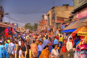 which-market-closed-which-day-delhi-ncr-lajpat-nagar-image