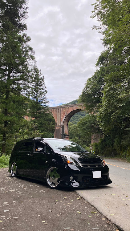 アイシスのアイシス・オフ会・群馬県ドライブスポット・めがね橋に関するカスタム事例の投稿画像1枚目