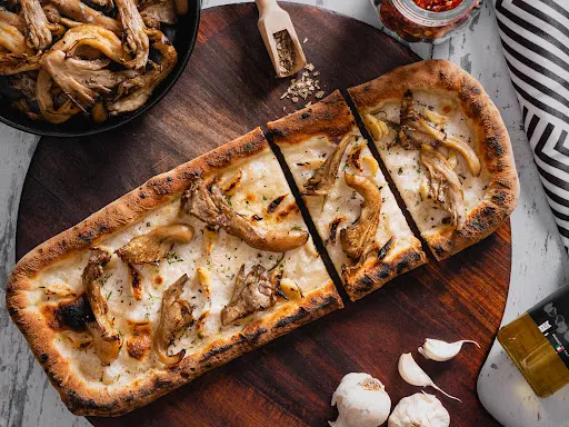 Vegan Garlic Bread With Truffled Oyster Mushroom