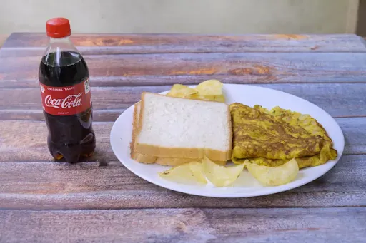 Bread Omelette With Softdrinks