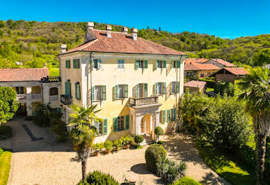 House with terrace 3