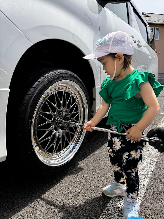 アルファードの30アルファード・30アルファード前期・workwheels・VS-XV・ホイールお披露目に関するカスタム事例の投稿画像4枚目