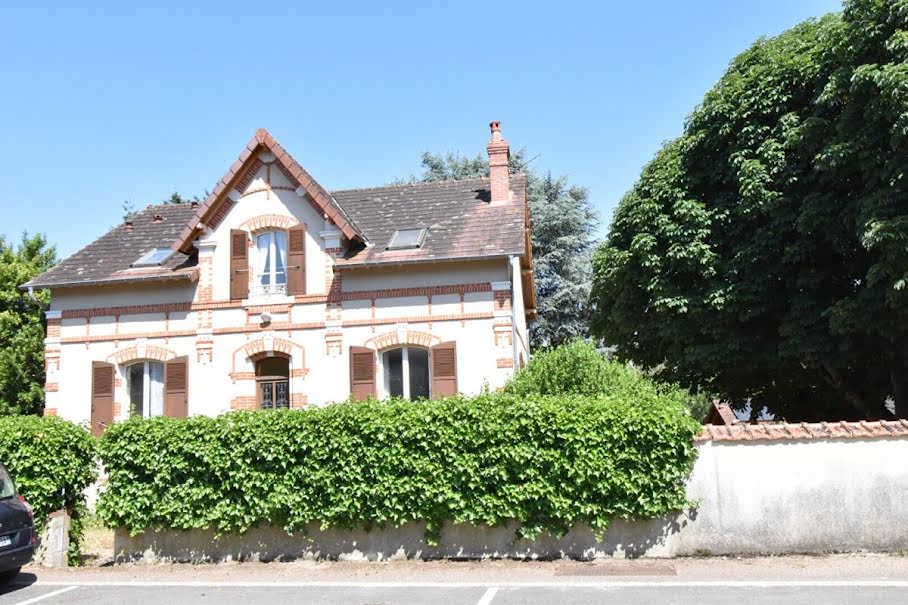 Vente maison 4 pièces 131 m² à Léré (18240), 268 000 €