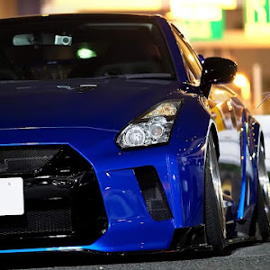 NISSAN GT-R R35