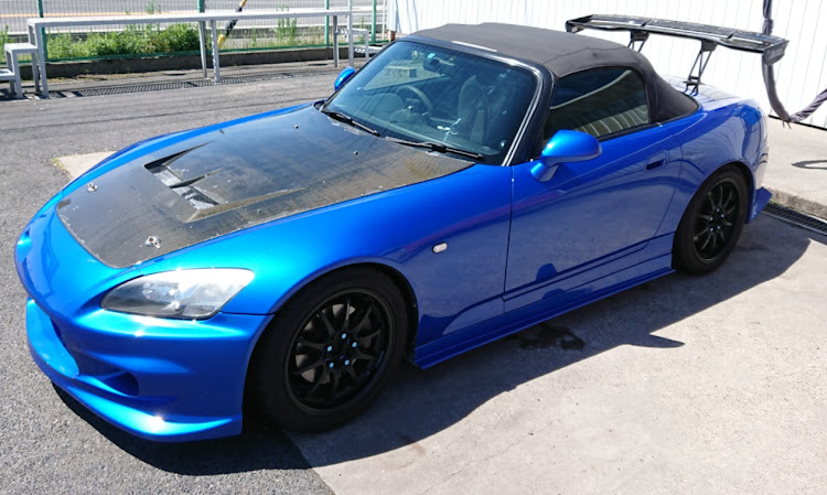 S2000の写真好きな人と繋がりたい・過去の愛車紹介・S2K・WRブルーマイカ・J'S RACINGに関するカスタム事例の投稿画像2枚目