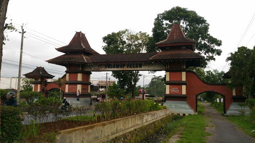 Temanggung Gate