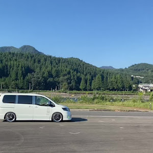セレナ CC25