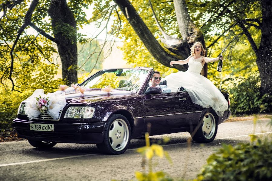 Wedding photographer Vitaliy Sinicyn (fotosin). Photo of 16 August 2017