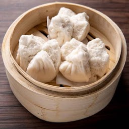 26. Chicken Ginger & Coriander Bun 香茜姜米雞包仔