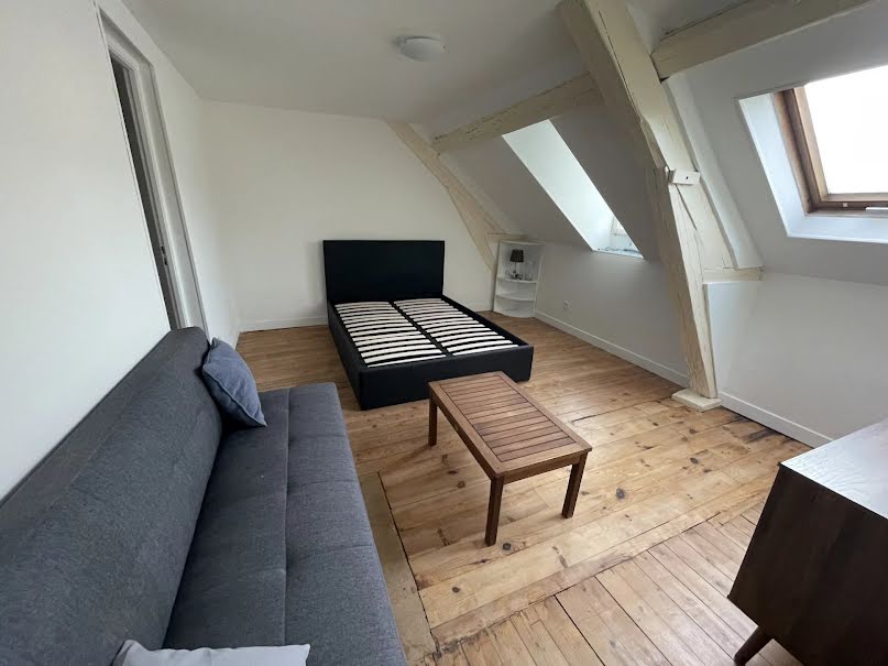 Location meublée appartement 1 pièce 33.68 m² à Saint-Quentin (02100), 430 €