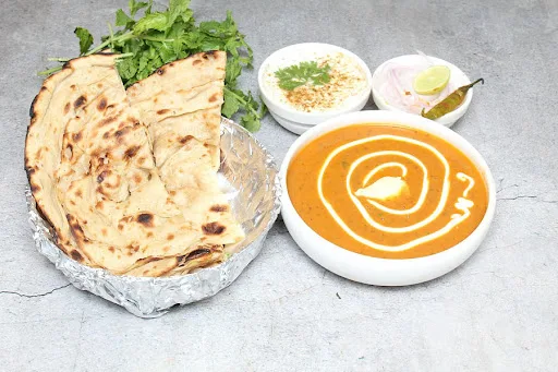 Dal Makhani 250 Ml + 1 Laccha Paratha + 1 Raita