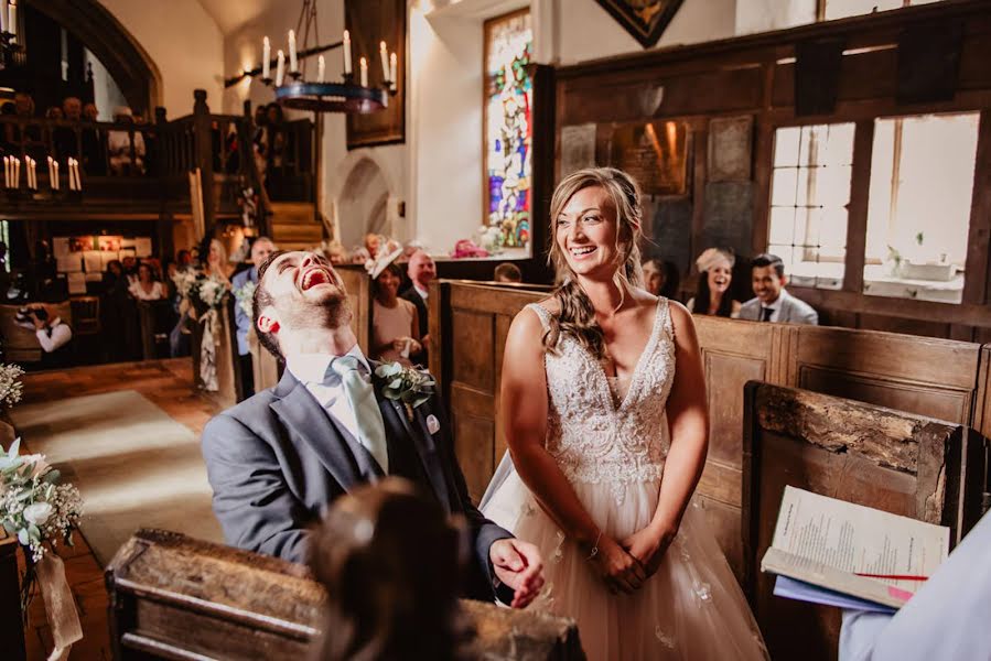 Fotógrafo de casamento Alistair Jones (idealimagingphot). Foto de 2 de julho 2019