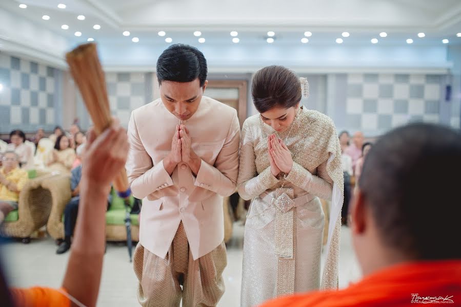 Fotógrafo de casamento Narongsak Leelahawiroch (leelahawiroch). Foto de 8 de setembro 2020