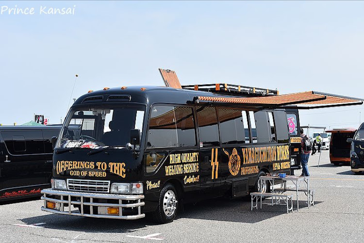 ステップワゴンのcustomcar・カスタムカー・商用車カスタム・スタイルボックスミーティング・バーフェン再塗装に関するカスタム事例の投稿画像13枚目