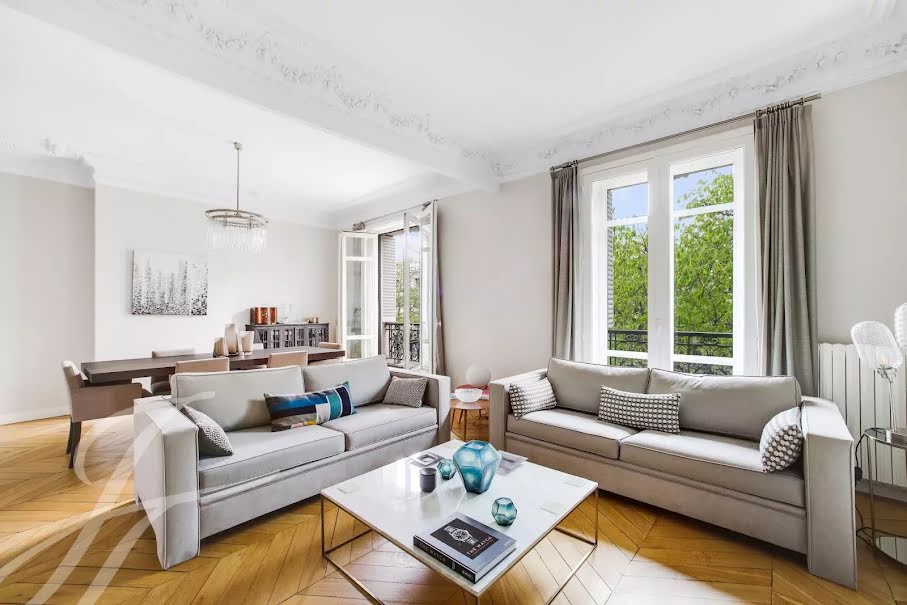 Location meublée appartement 6 pièces 135 m² à Paris 16ème (75016), 8 000 €