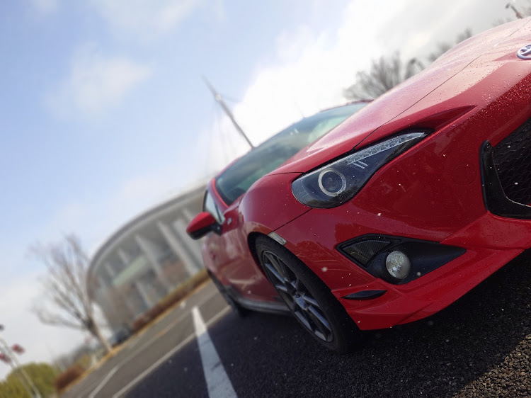86のFACTORYBASE・豊田スタジアム・オイル交換・バレンタインデー・愛車の半顔が見たいに関するカスタム事例の投稿画像1枚目