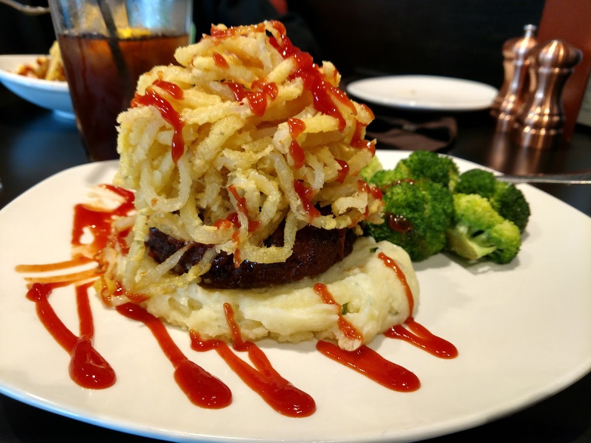 GF Meatloaf with garlic mashed potatoes, onion straws & sirachi ketchup.  Delicious!