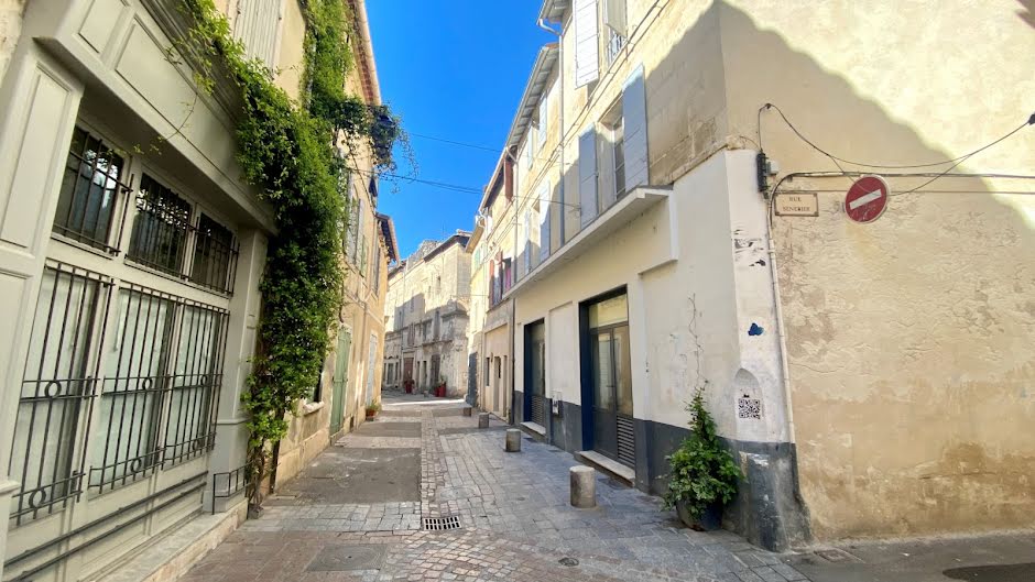 Location  appartement 3 pièces 63 m² à Arles (13200), 770 €