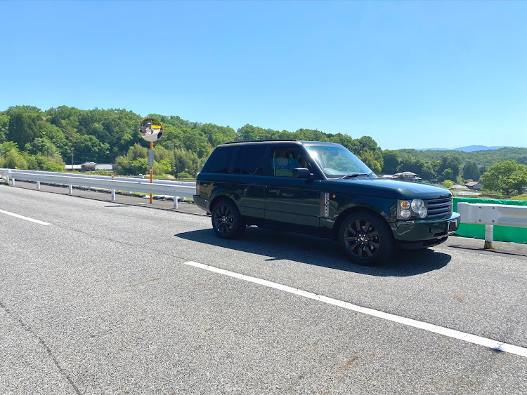 レンジローバーのゴールデンウィーク・5月もよろしくお願いしますに関するカスタム事例の投稿画像1枚目